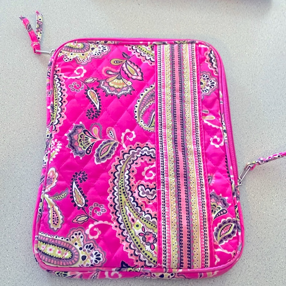 NWOT VERA BRADLEY Padded Tablet, Ipad Sleeve 10 in x 8 in